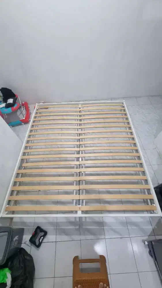 Dipan Bed Frame Ikea Vevelstad