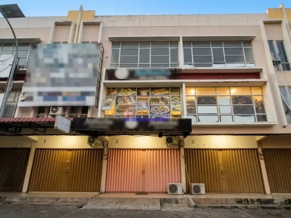 Ruko 3 Lantai di Kbc Batam Center — LT 76 M², LB 225 M²