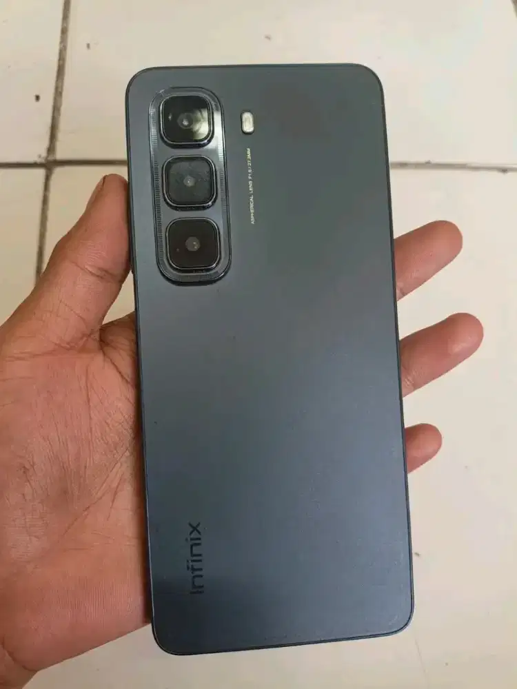 Infinix hot 50 8/128 bonus case