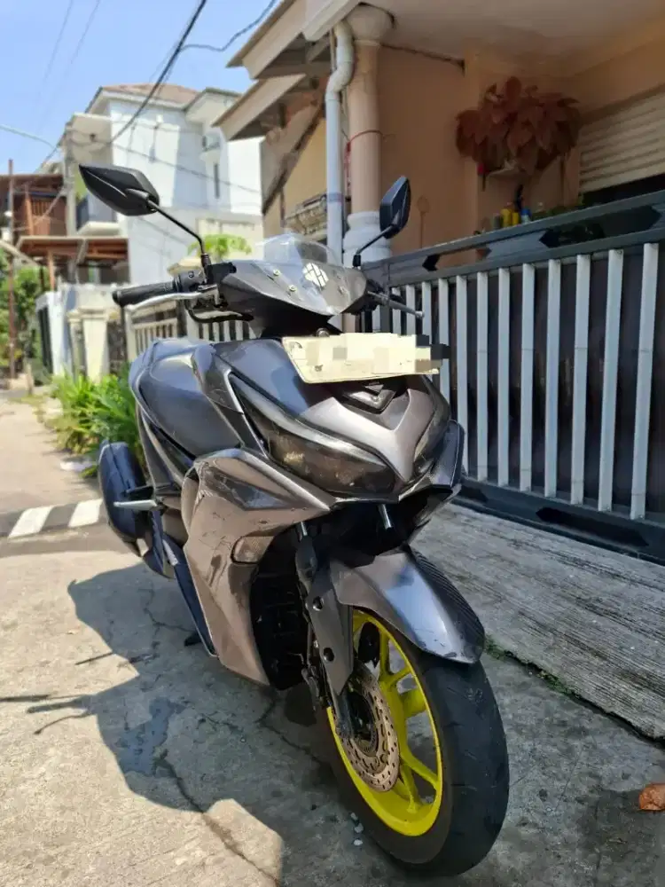 Di jual Yamaha AEROX tahun 2023