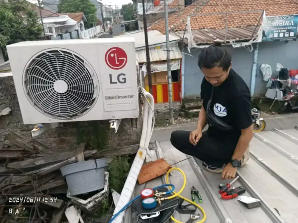 JASA PERAWATAN DAN PEMASANGAN AC / PENDINGIN RUANGAN
