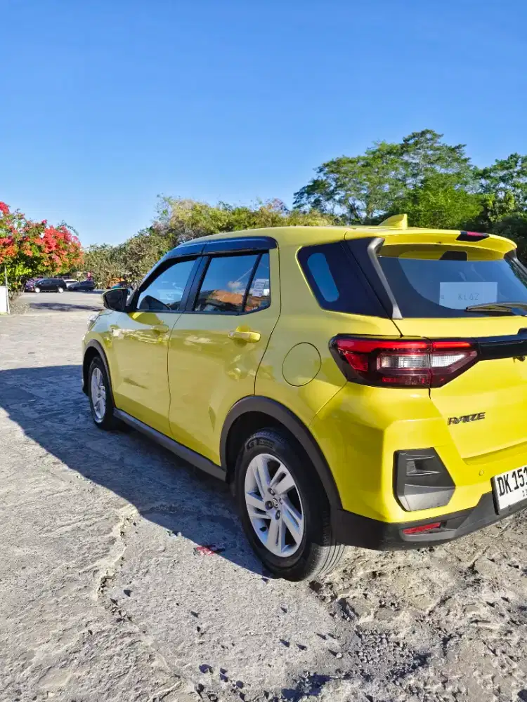 Raize 2022 kuning