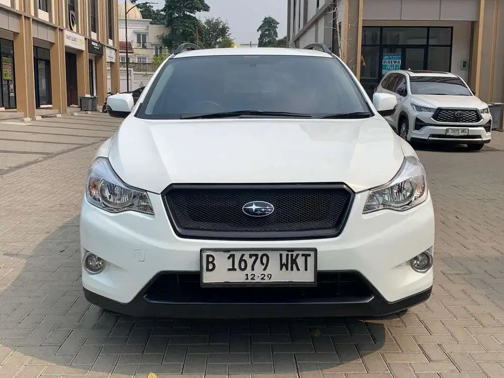 SUBARU XV 2.0 BENSIN AT 2014 - SIAP PAKAI & LOW KM