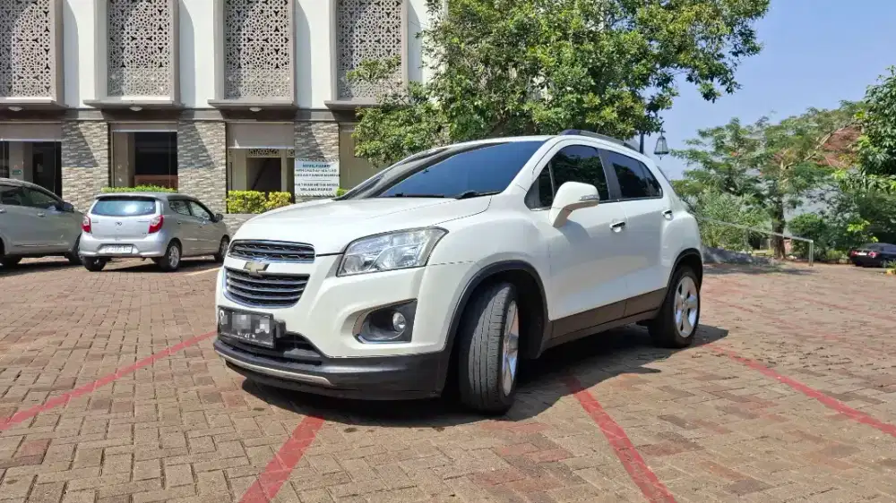 Chevrolet trax (putih) 2017