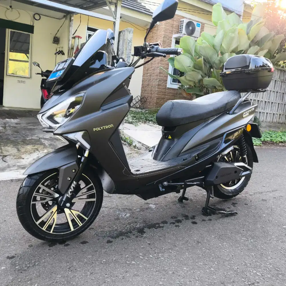 Polytron fox r 2025 garansi motor listrik matic