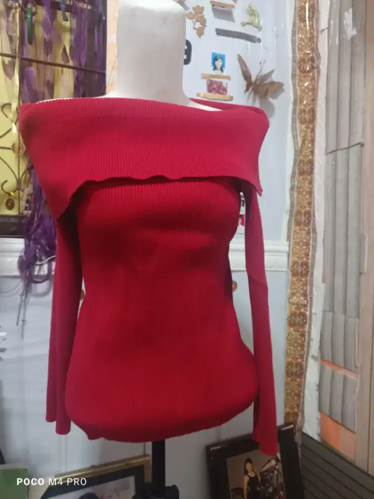 Atasan rajut merah