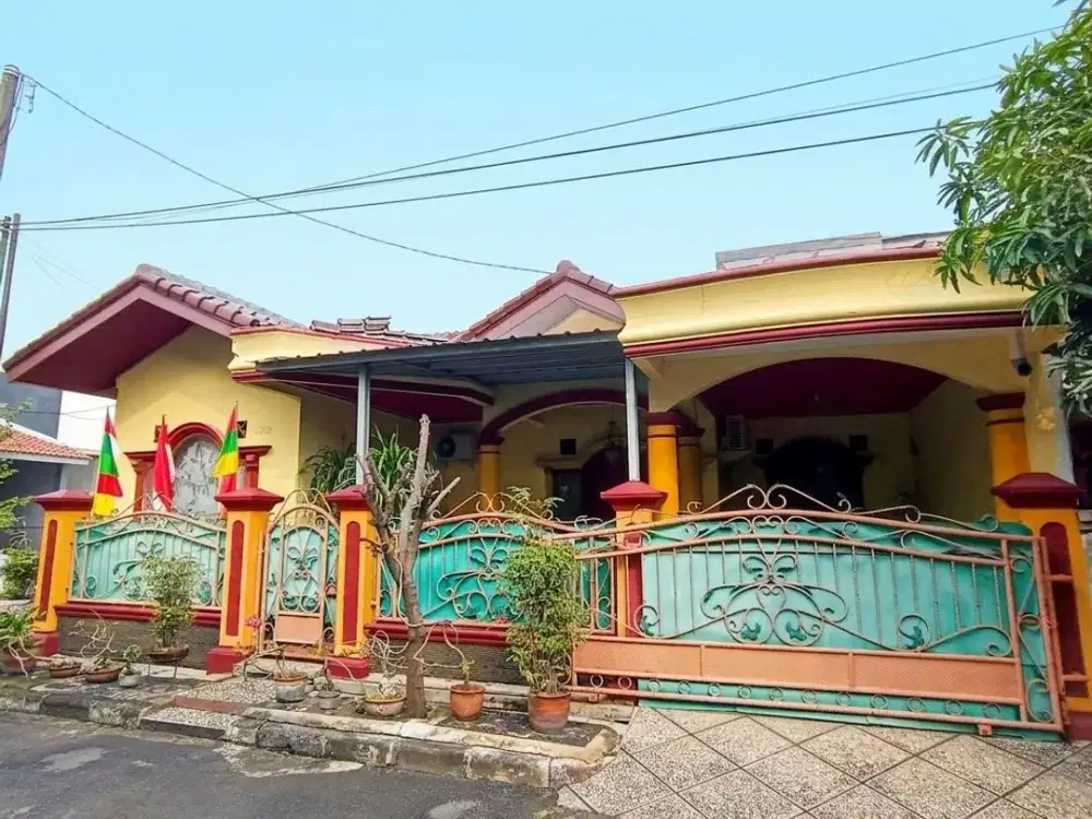 Rumah Hook sangat murah Semi Furnished dekat stasiun, tol di Prima Harapan Regency