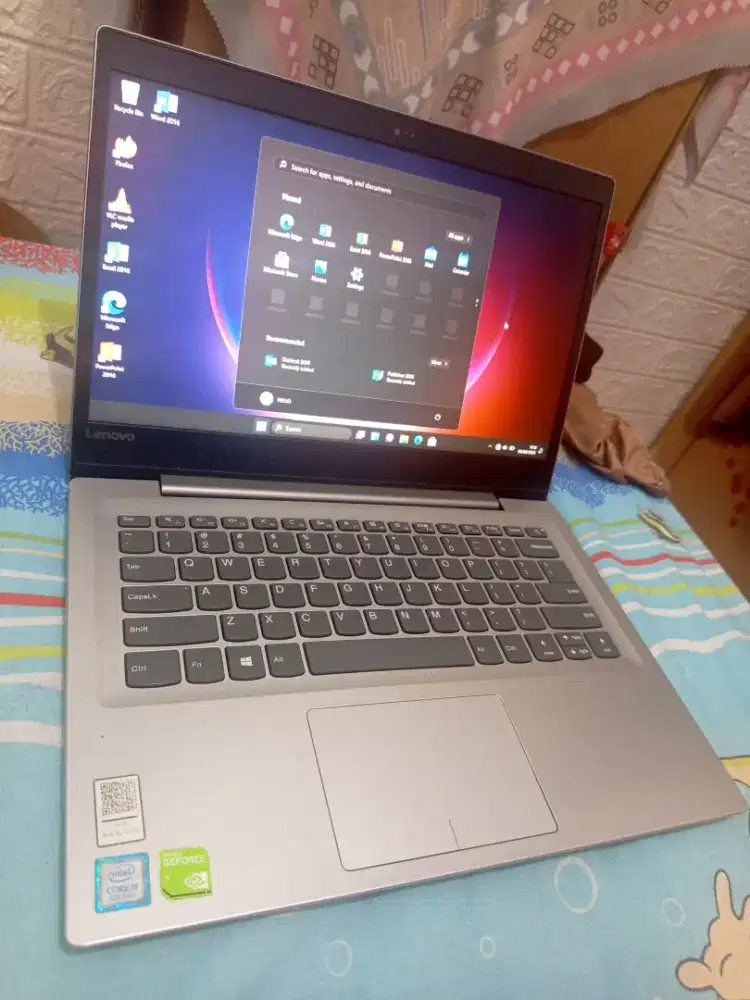 Laptop Lenovo ideapad 320s Ram 16gb/SSD128 + HARDISK EXTERNAL 160GB