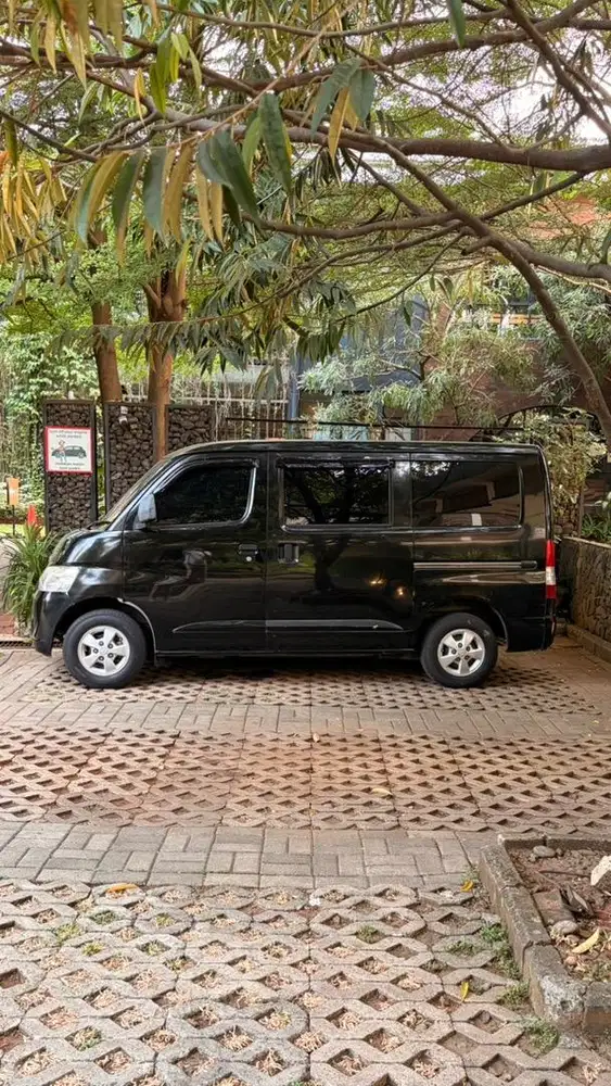 Daihatsu Granmax Hitam 2014 an Perusahaan Dijual