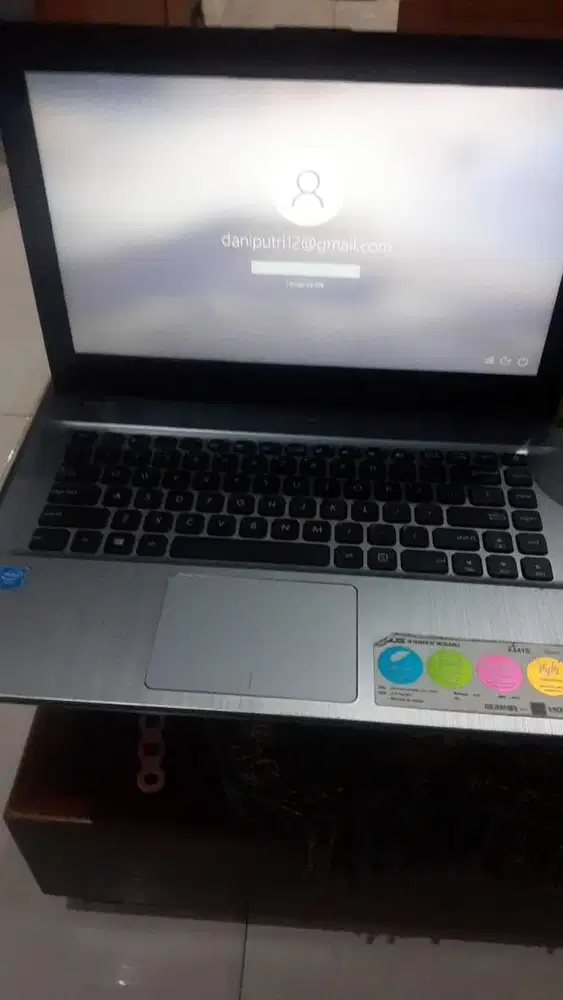 Laptop Asus X441S | Intel N3060 | RAM 2 GB | HDD 500 GB