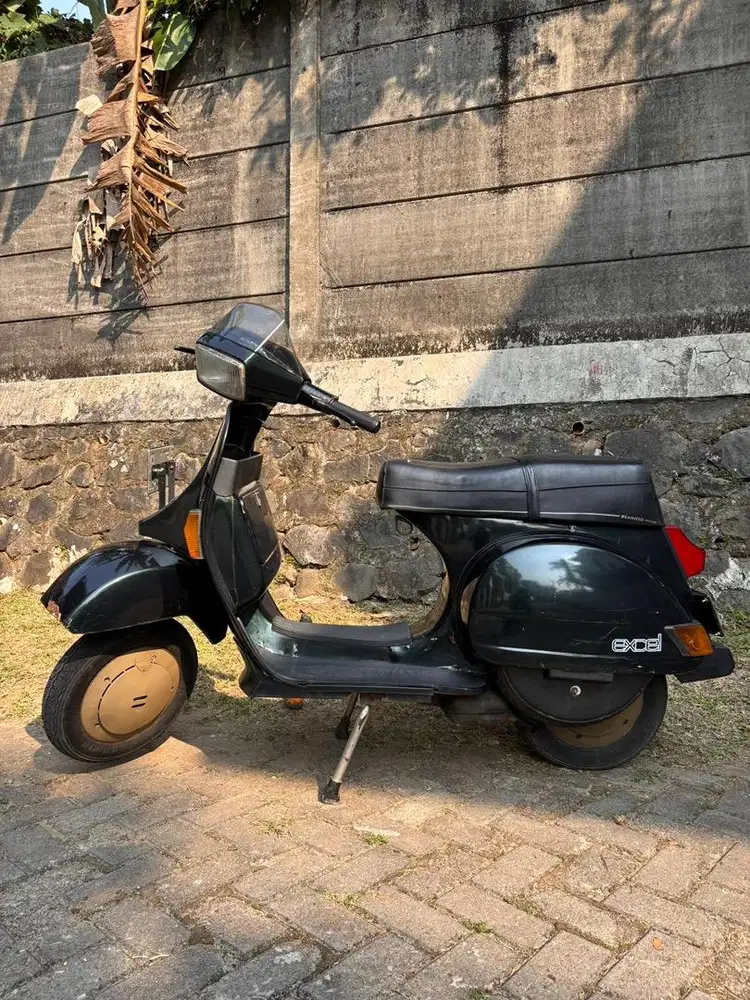 Vespa Excel 150
