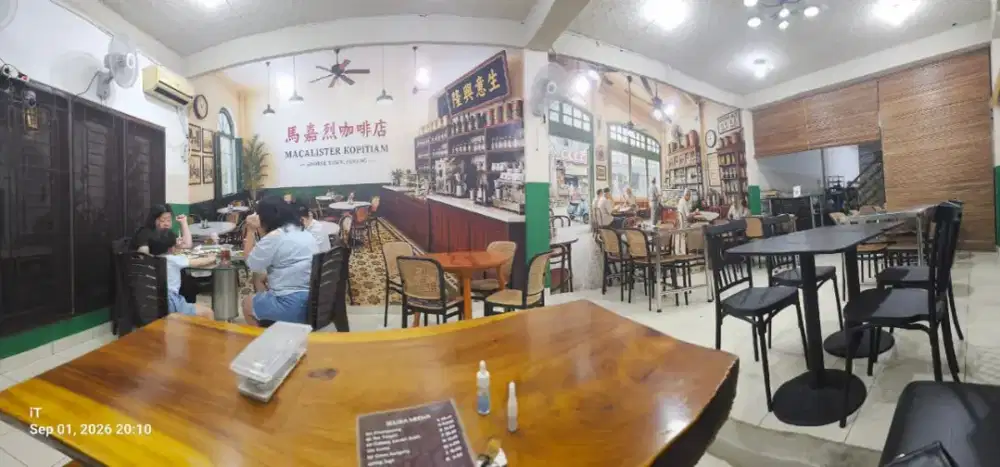 Dibutuhkan helper resto