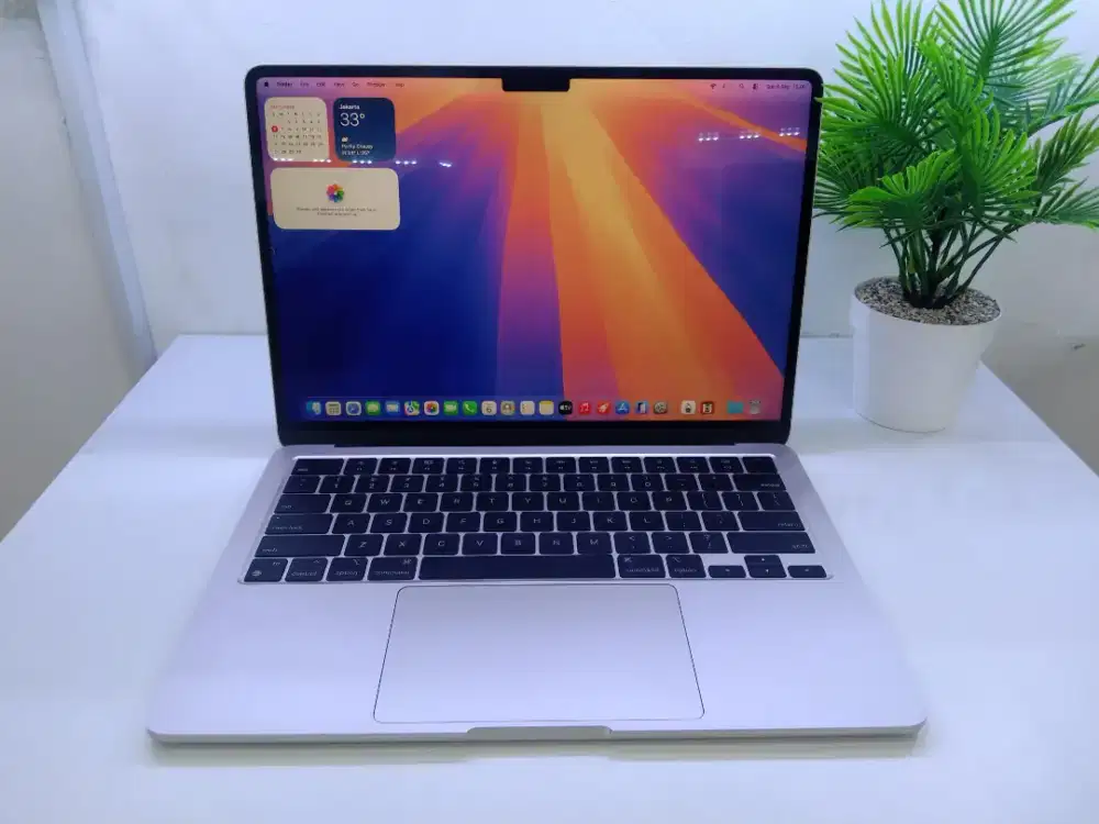 MacBook Air M2 2022 Chip M2/RAM 8GB/SSD 256GB/CC 52 BH 92%