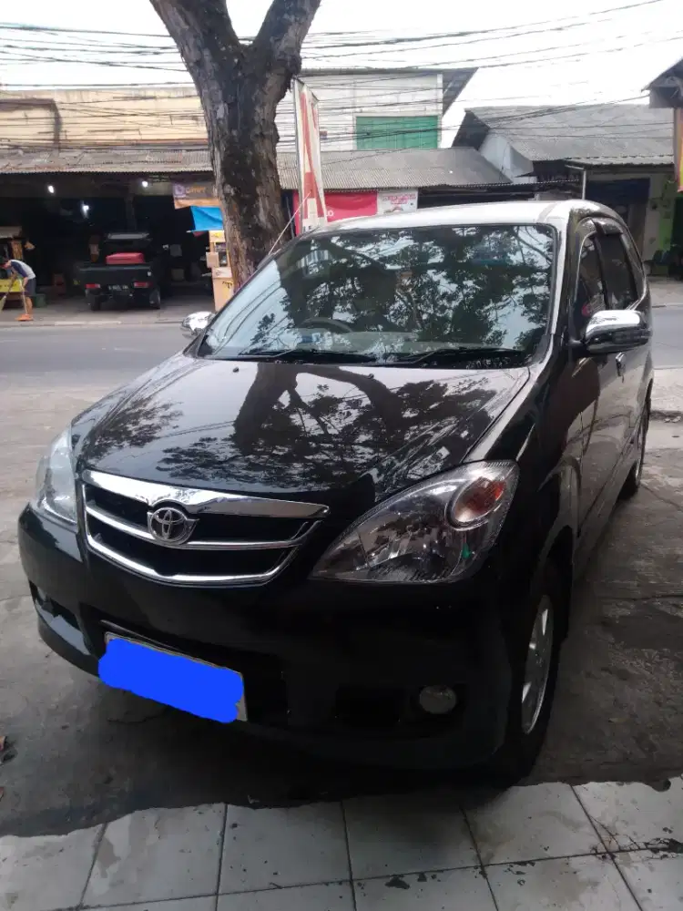 Dijual toyota avanza tipe G tahun 2008 manual