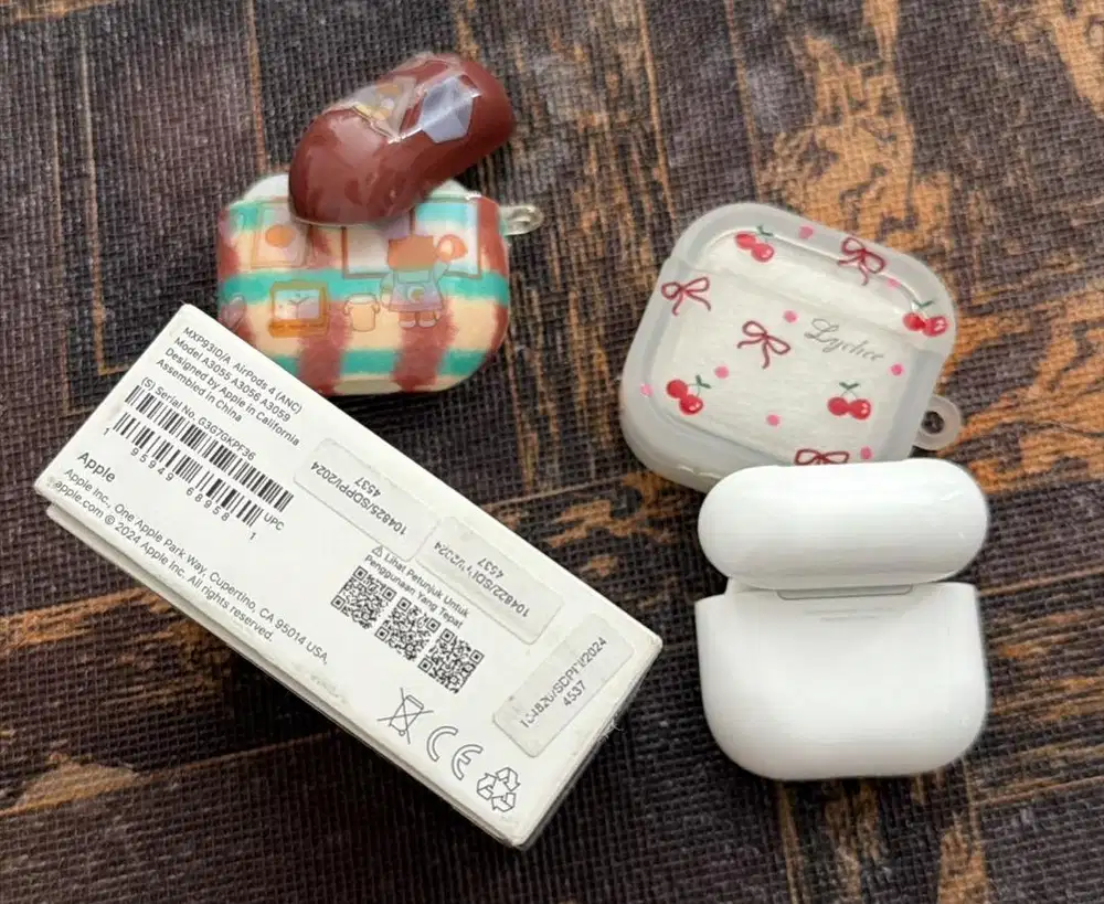 di jual airpods 4 ANC ( SECOND )
