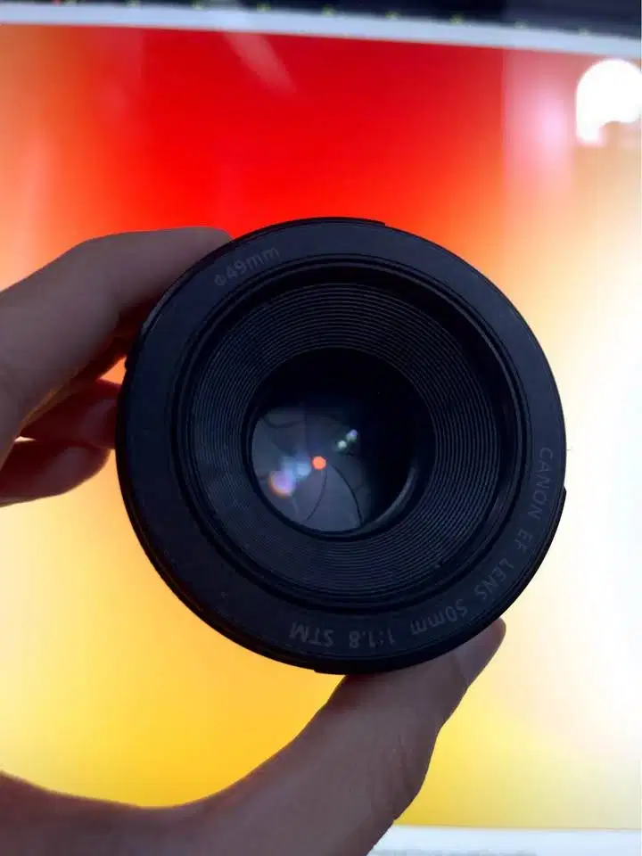 Canon EF 50mm F/1.8 STM