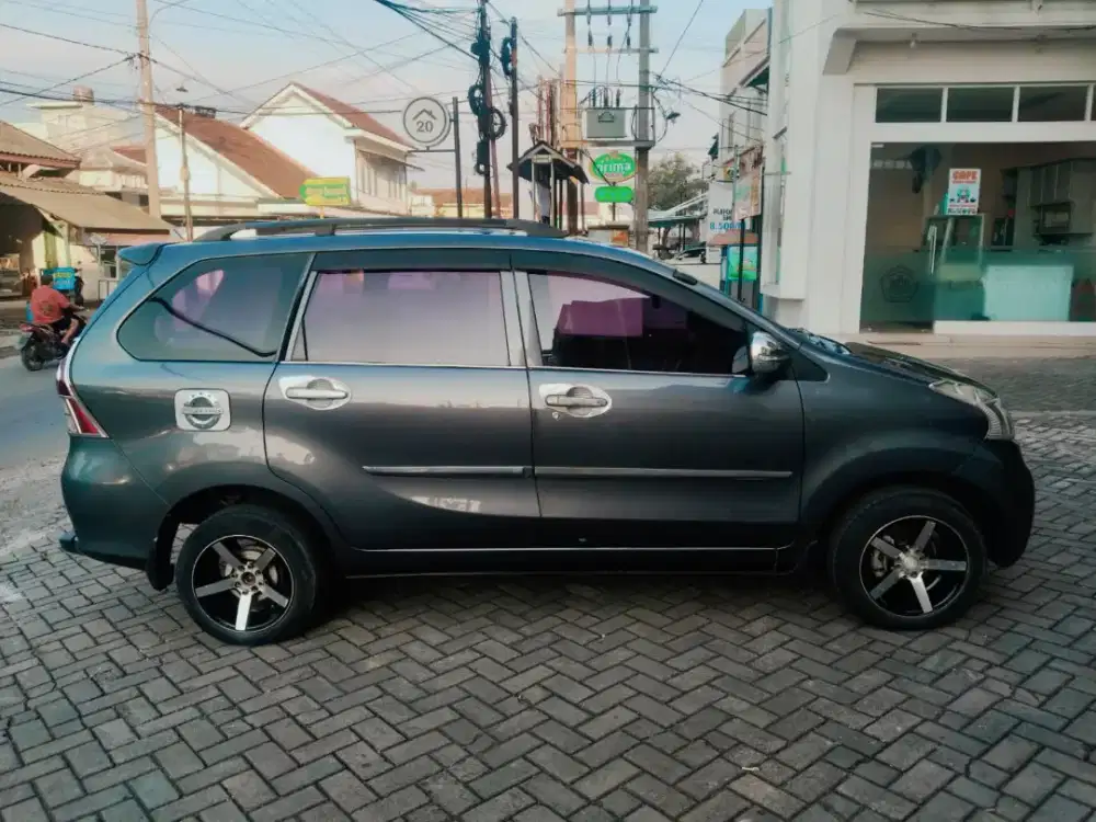 luar biasa istimewa, xenia x manual 2014