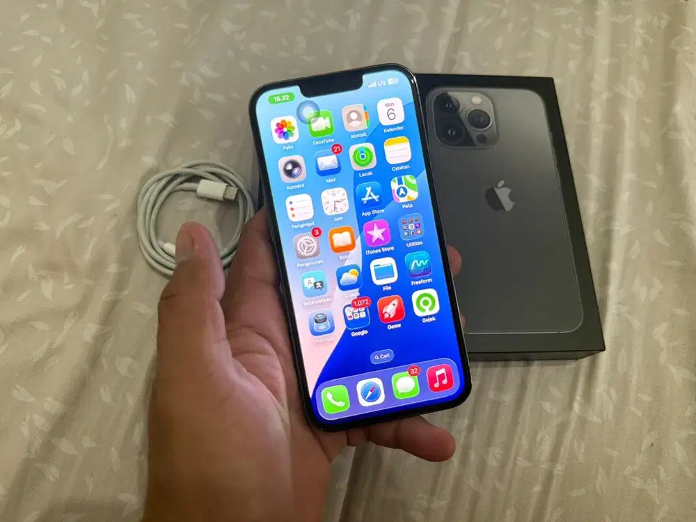 Iphone 13 Pro 128GB IBOX Kondisi mulus Like New HP Kolektor.
