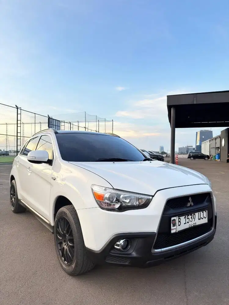 MITSUBISHI OUTLANDER 2.0 PX A/T NIK 2014/2015 PROMO MURAH