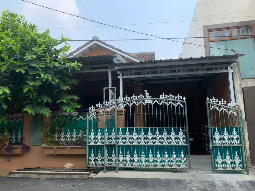 Rumah pak Chalid pondok hijau ciputat di hook