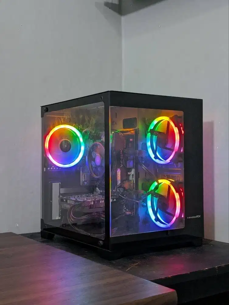 PC Ryzen 5 5600 + RTX 3050 8GB 16/256