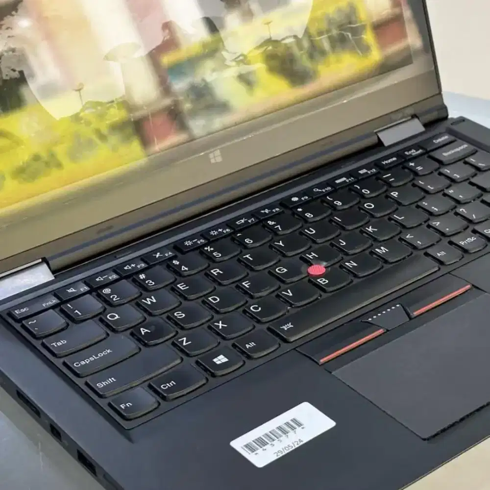 Butuh laptop buat kuliah, kerja, bisnis, atau gaming?