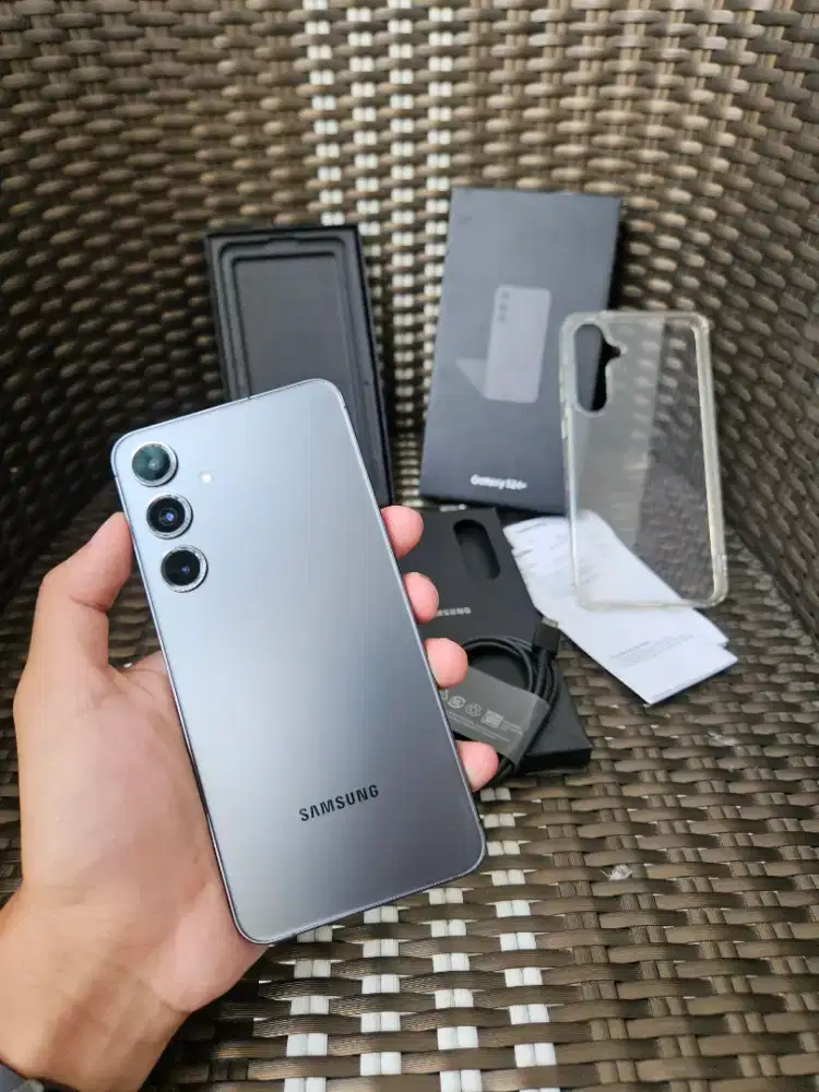 BU Samsung S24 Pluss 12/256 Resmi SEIN