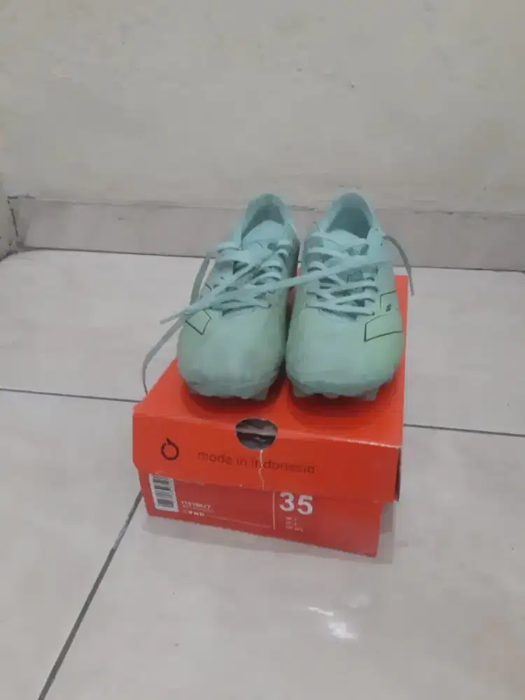 Dijual Sepatu Ortuseight Bekas Istimewa