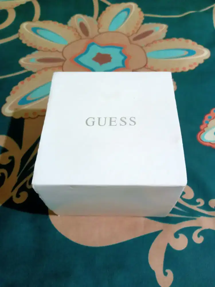 GUESS MEN'S WATCH ( limited edition)