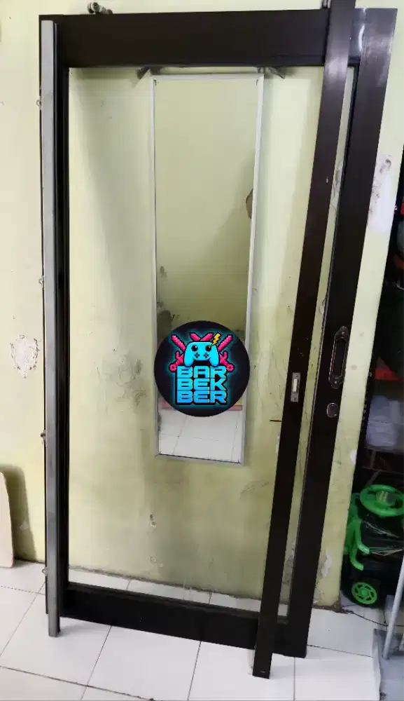 Pintu Kaca Siap Pasang