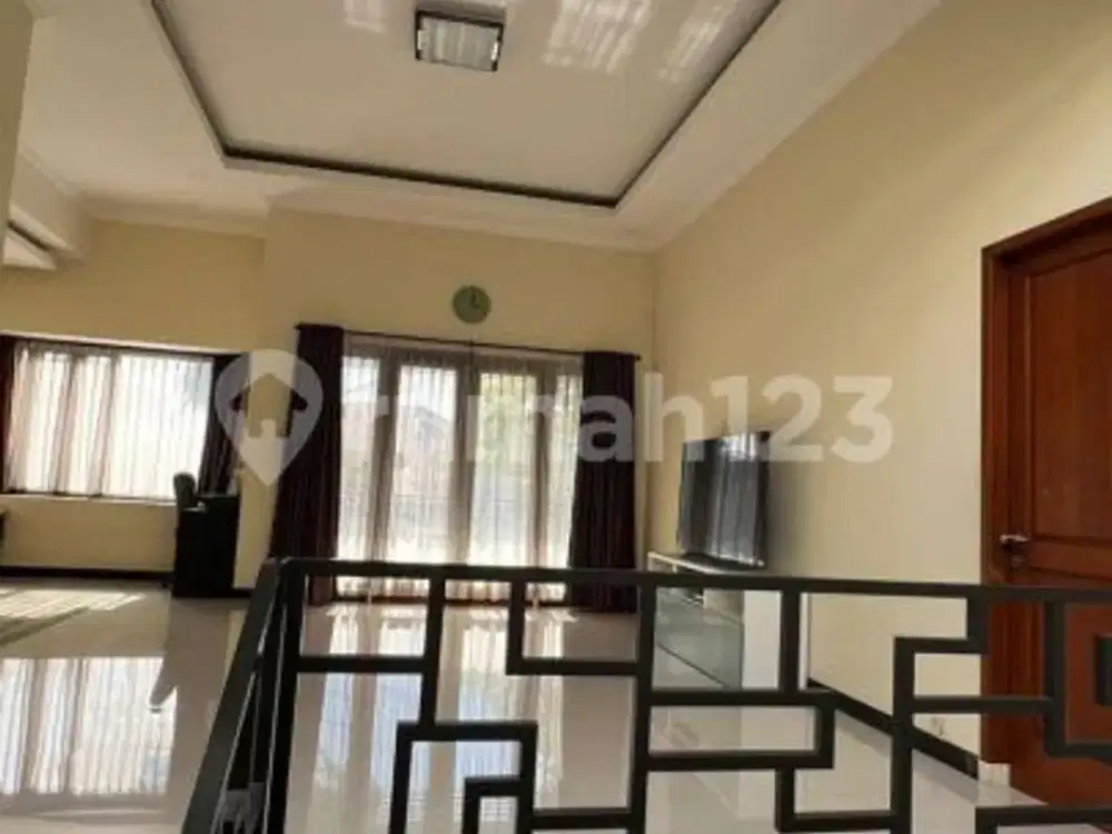 Rumah Dimargacinta Buahbatu Dekat Mayapada