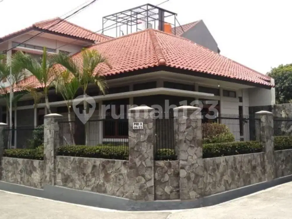 Rumah 2 Lantai SHM kondisi sangat Bagus di cimahi tengah bandung