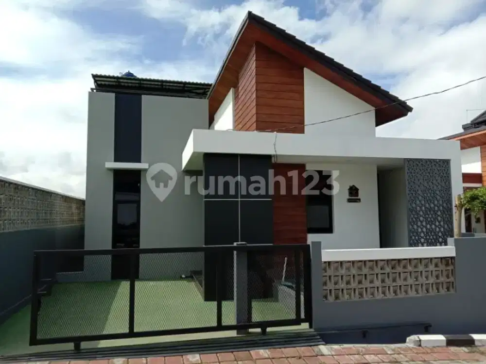 Rumah Villa 2 Lantai Nuansa Asri Pegunungan Di Lembang Bandung