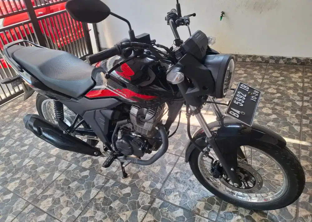 Pajak 10/2026 km7rb, honda CB Verza 150 LED 2021 BA- Padang, full Ori.