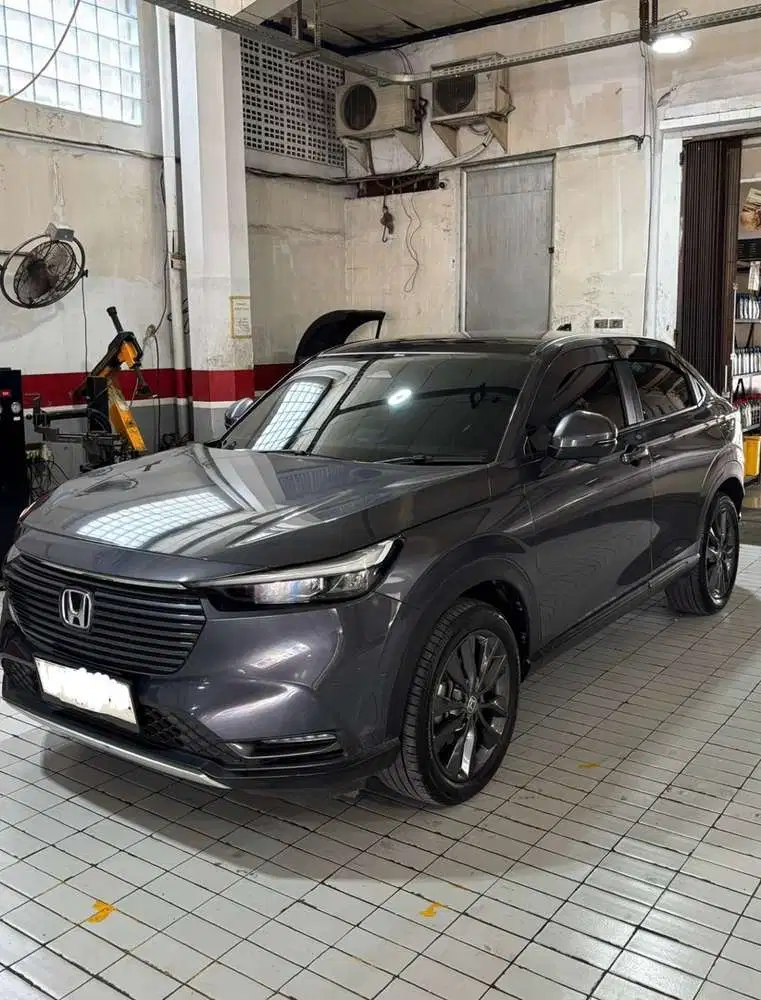 HRV SE 2023 Meteorite Grey