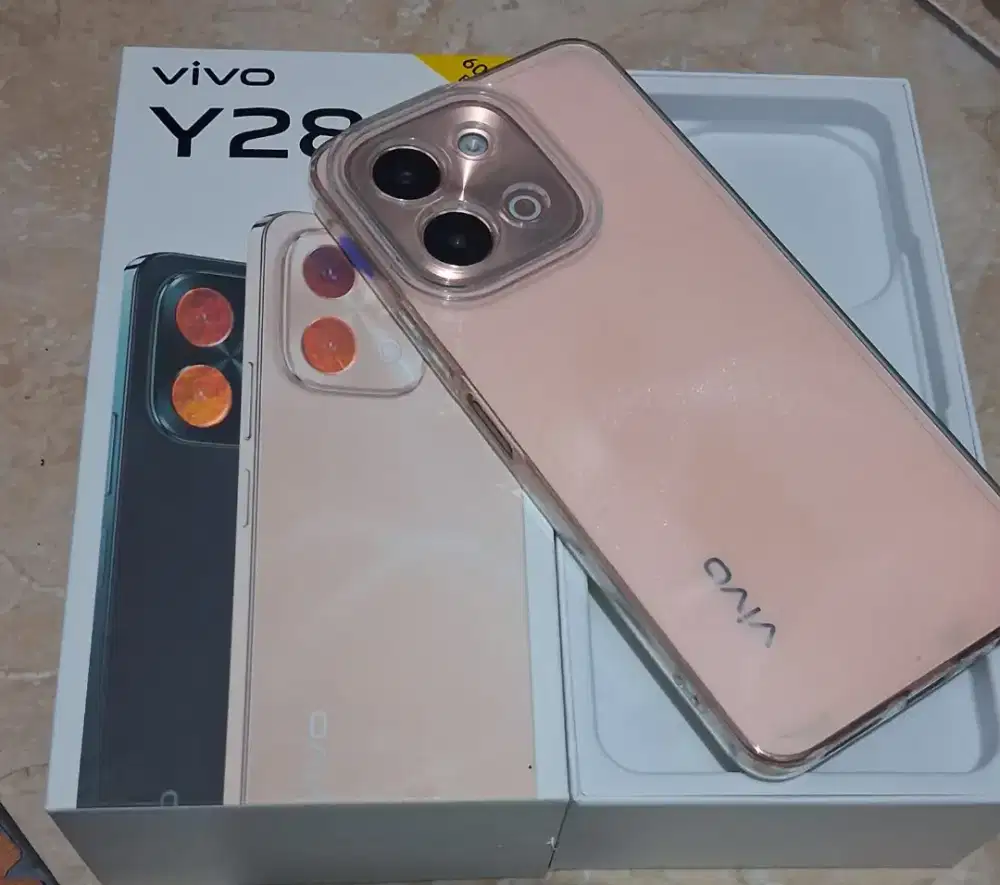 VIVO Y28 ORANGE RAM 6 ROM 128