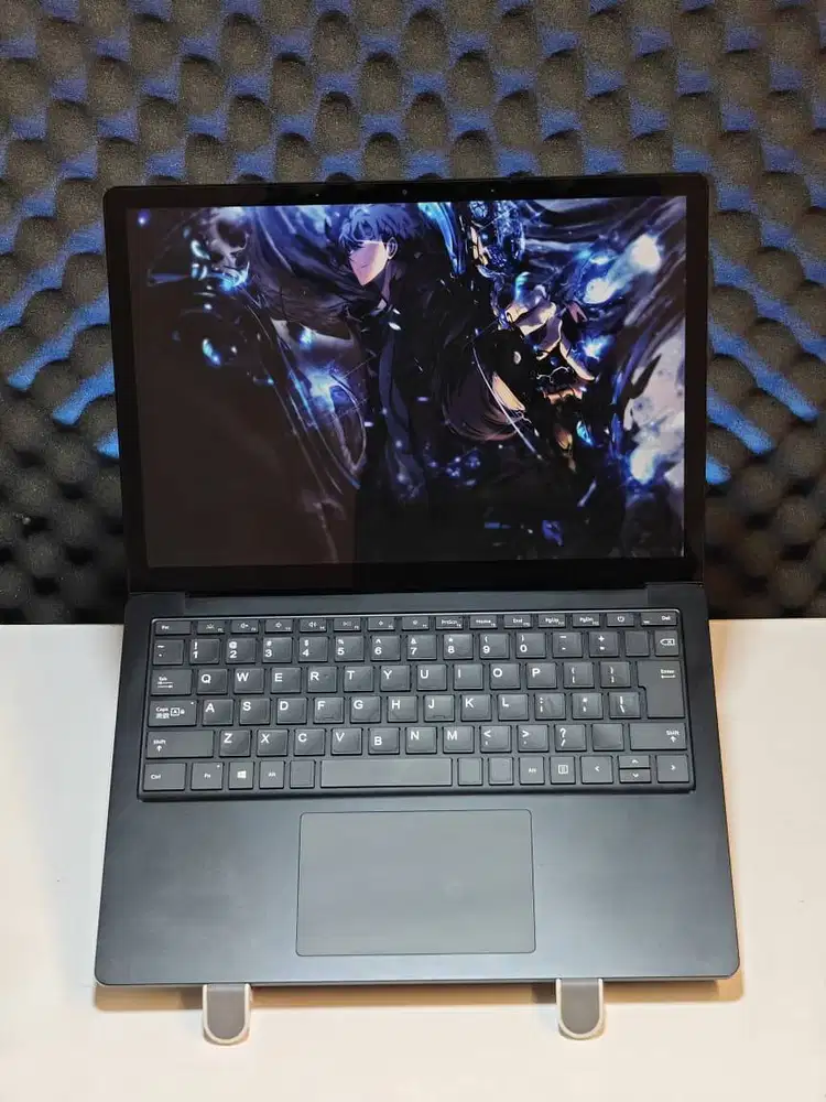 Laptop Core i7-1185G7 RAM 32GB SSD 256GB Layar 2K