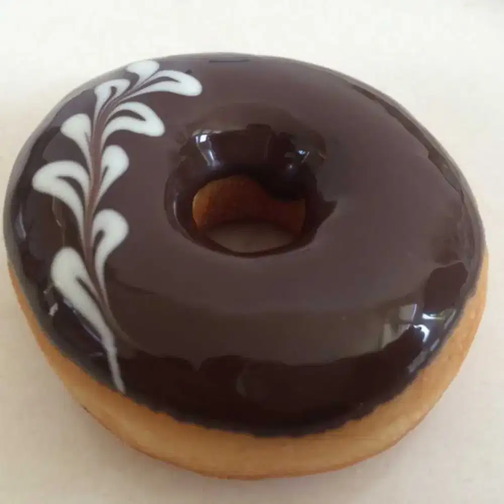 Penjaga kios donat