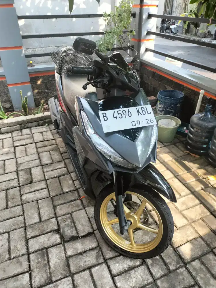 For sale VARIO 125 CBS 2016 warna Hitam