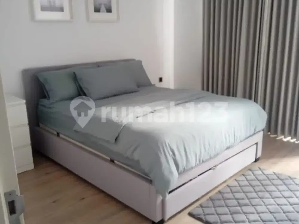Rumah Bagus Lux Di Komplek Setiabudi Regency
