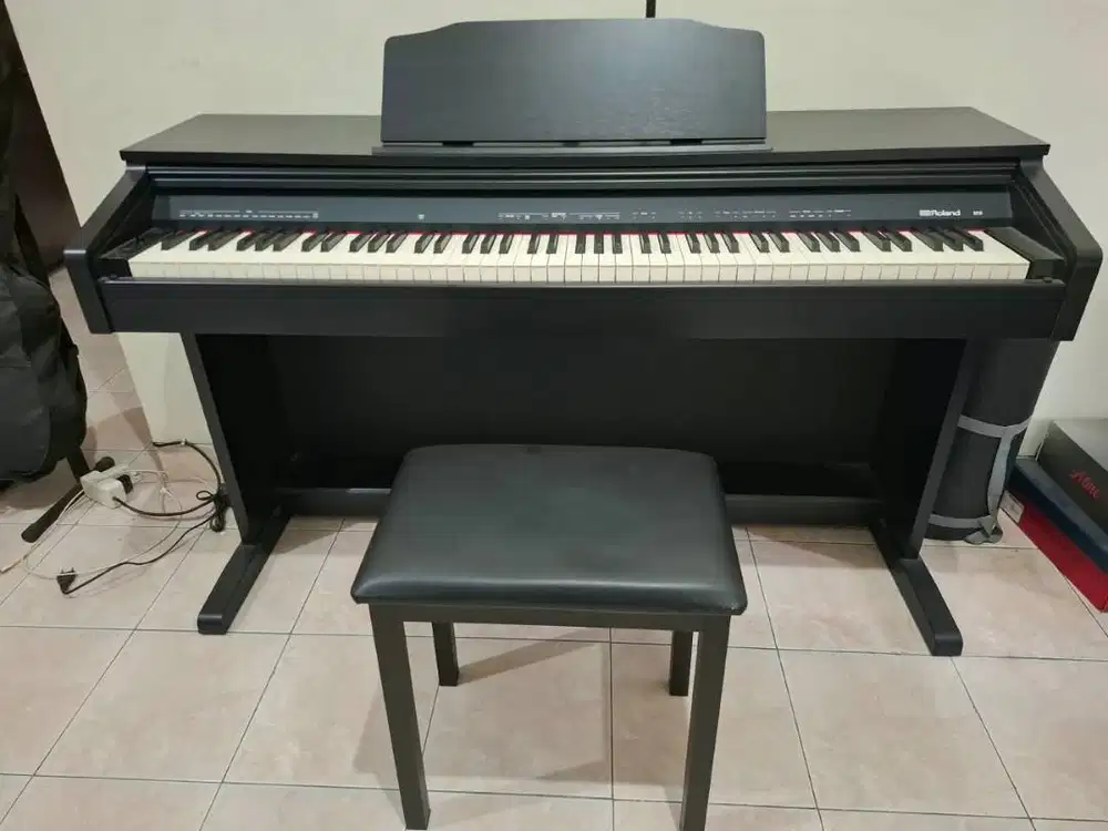 Jual Digital Piano Roland RP30 Full Set like new