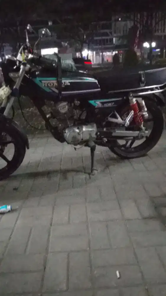Gl 100 tahun 1995