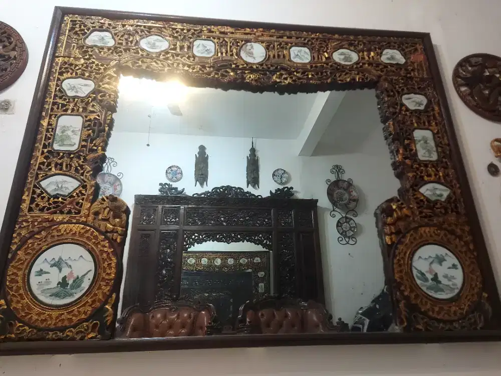 CERMIN ANTIK PERANAKAN