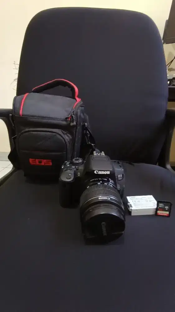 Jual Kamera Camera Canon EOS 700D