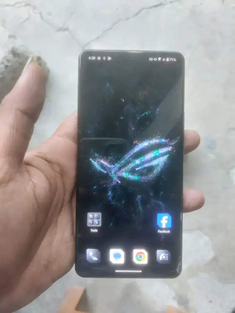 Asus rog phone 9fe 12/512
