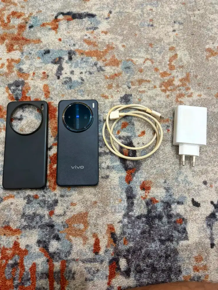 Vivo X200 12/256 GB Black