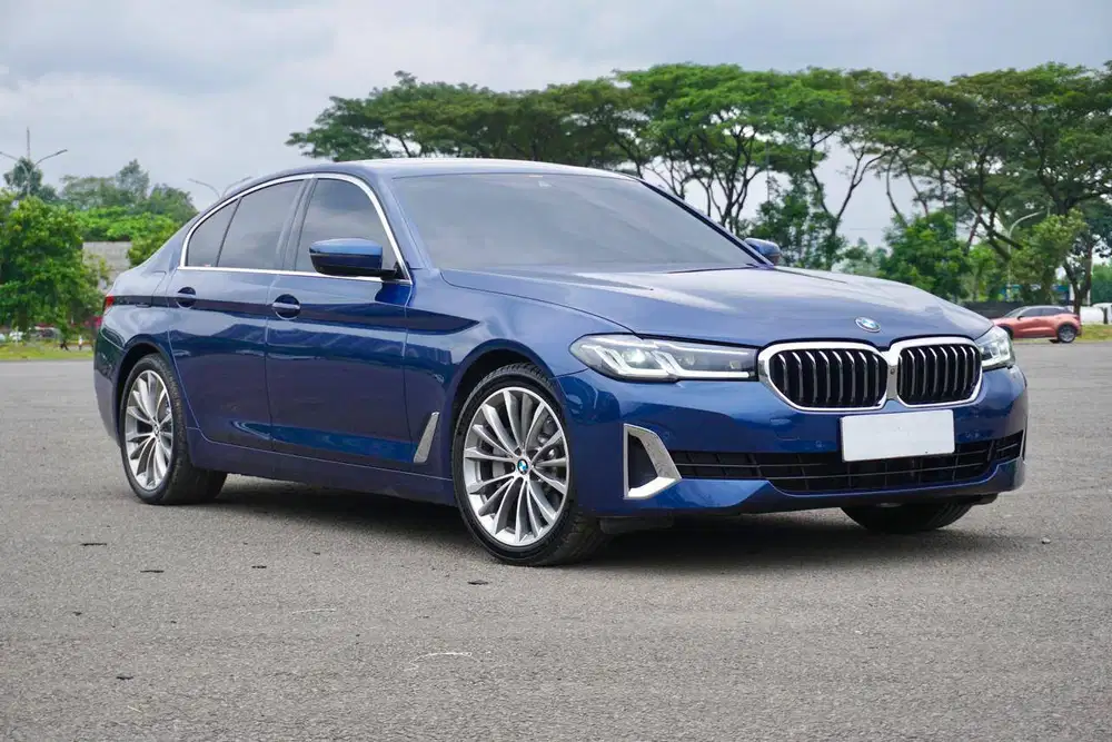 FAV COLOUR BMW 530i G30  Facelift LCI 2021