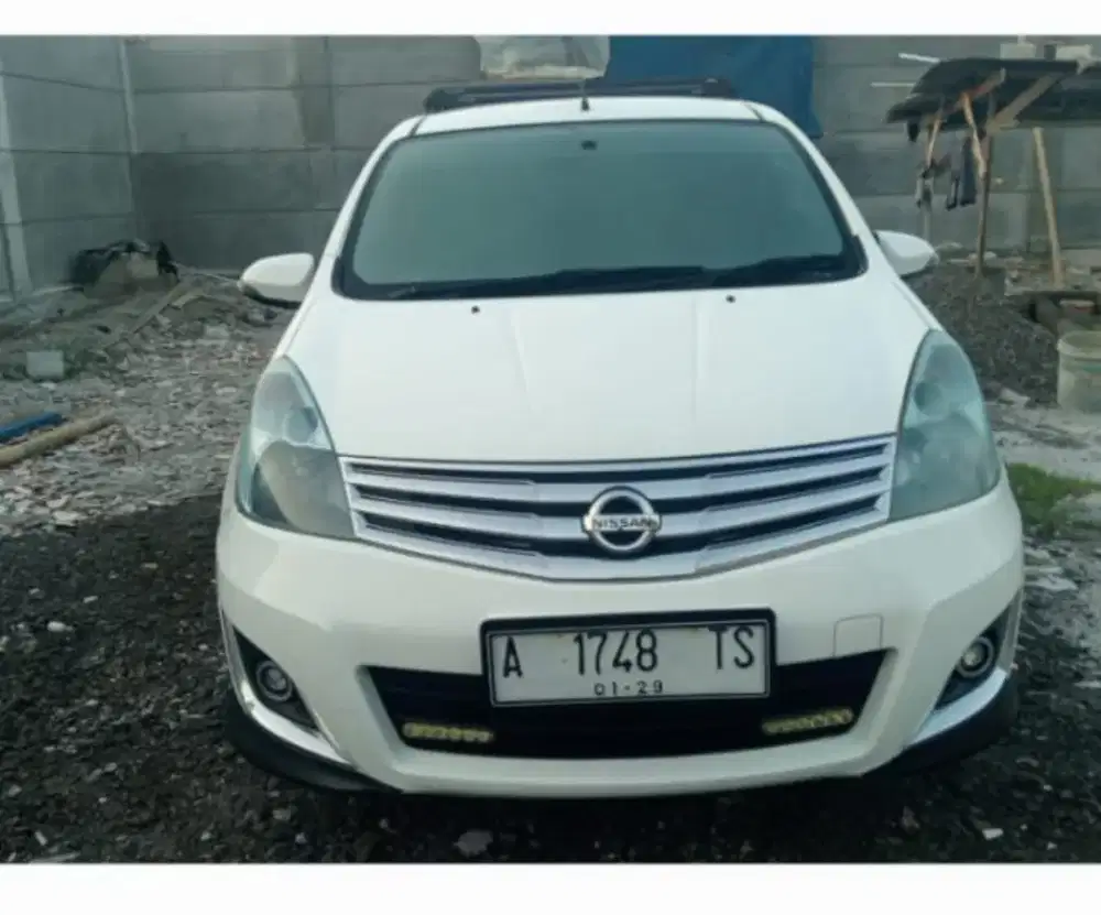 grand Livina sv mt th 2013