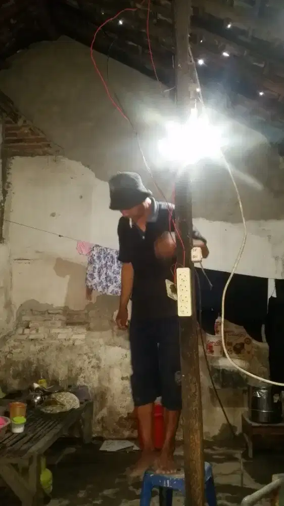 Tukang bangunan