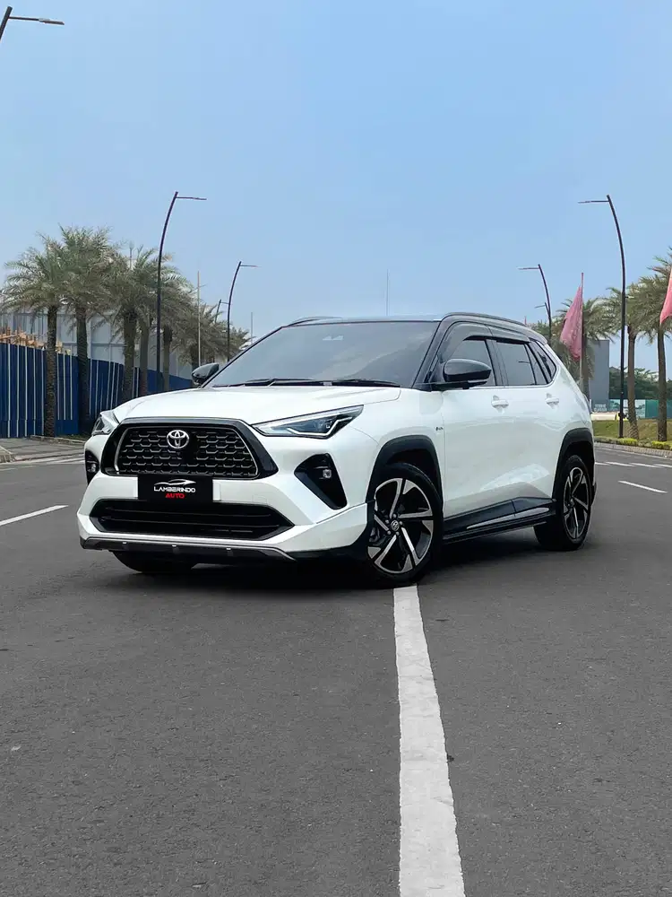 TOYOTA YARIS CROSS 1.5 GR TSS HYBRID 2023